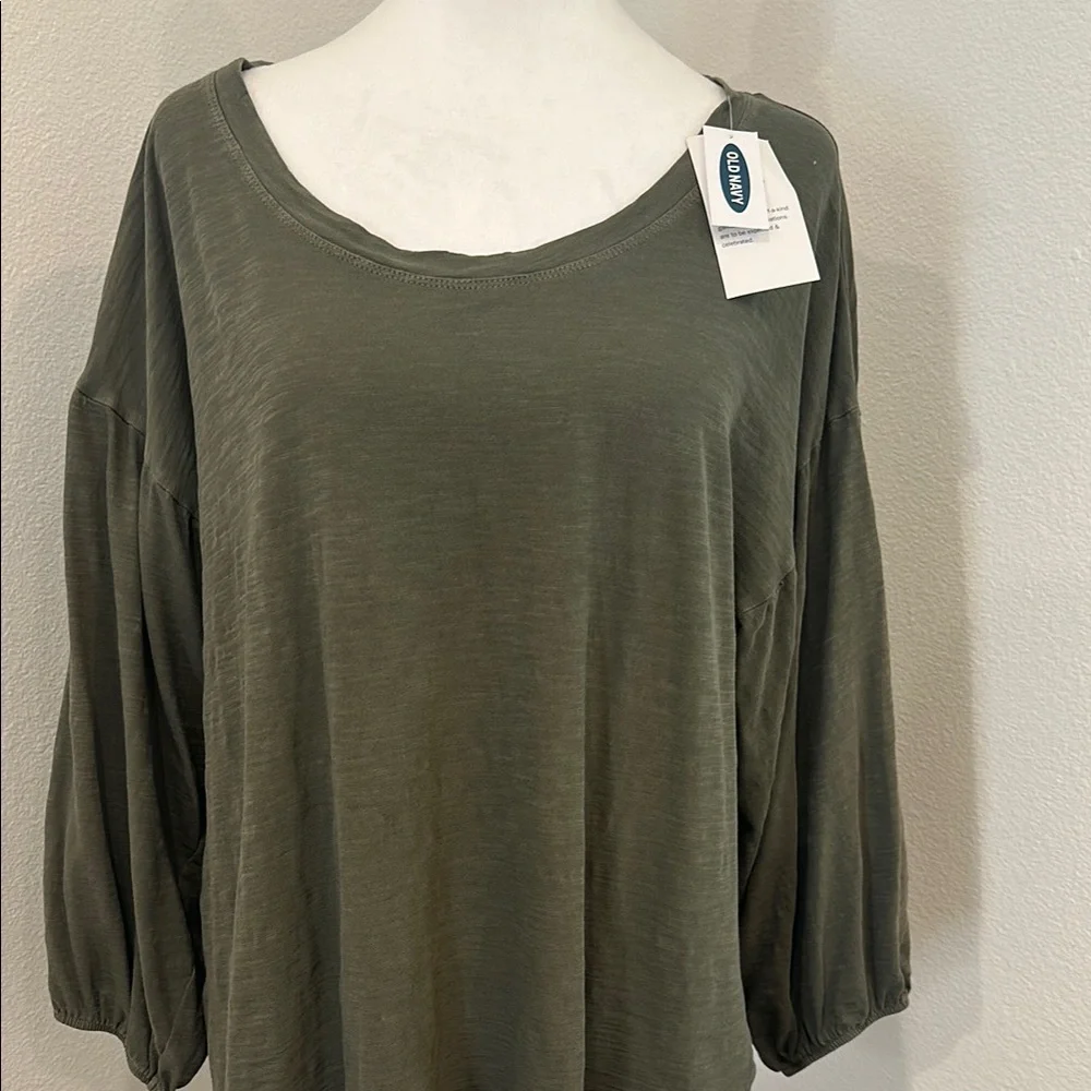 Old Navy Olive Women's Top - Picture 3 of 11